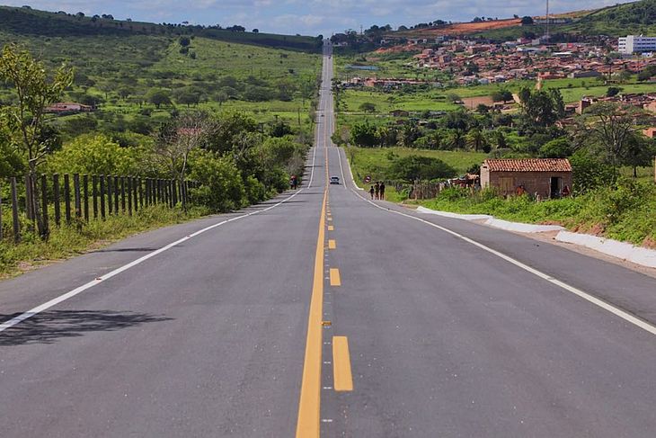 Leia mais sobre o artigo Transporte de minérios: nossa empresa utilizará as rodovias