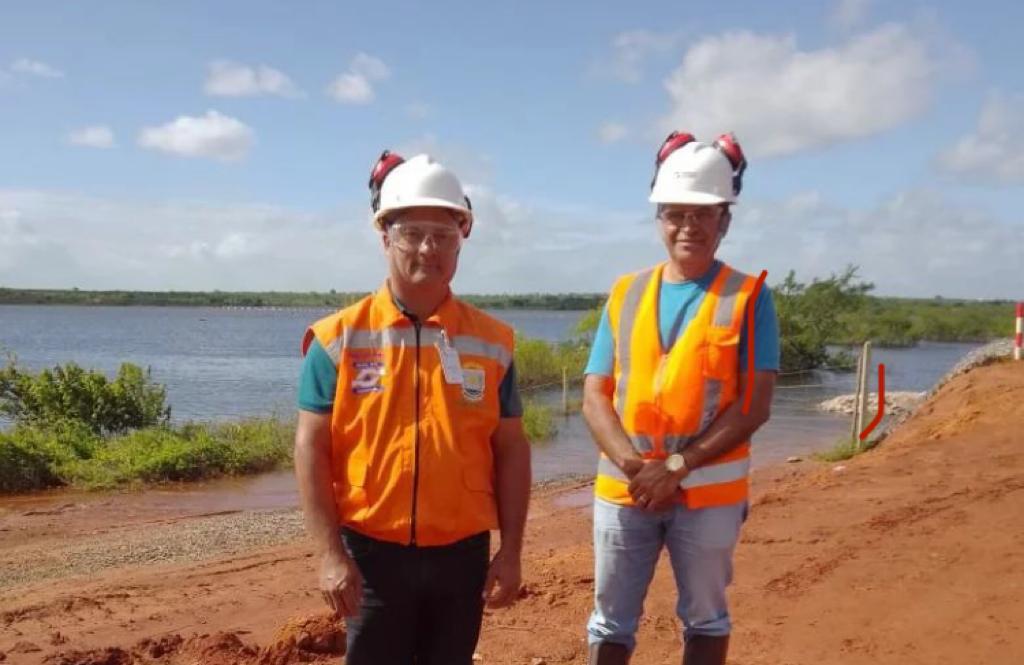 Leia mais sobre o artigo Após chuvas, Prefeitura e Defesa Civil de Craíbas vistoriam a Barragem Serrote