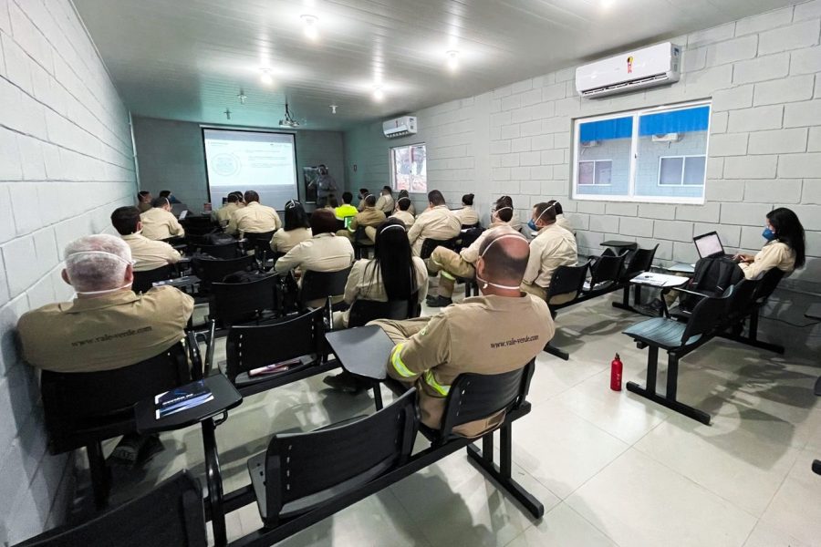 TREINAMENTO-MANUAL-GESTAO-DE-CONTRATOS